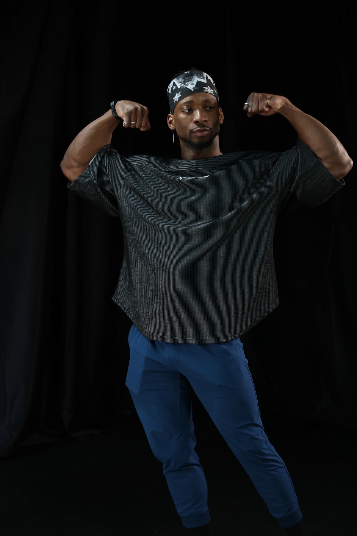 Waffle Rag Top in Charcoal Black, front double biceps