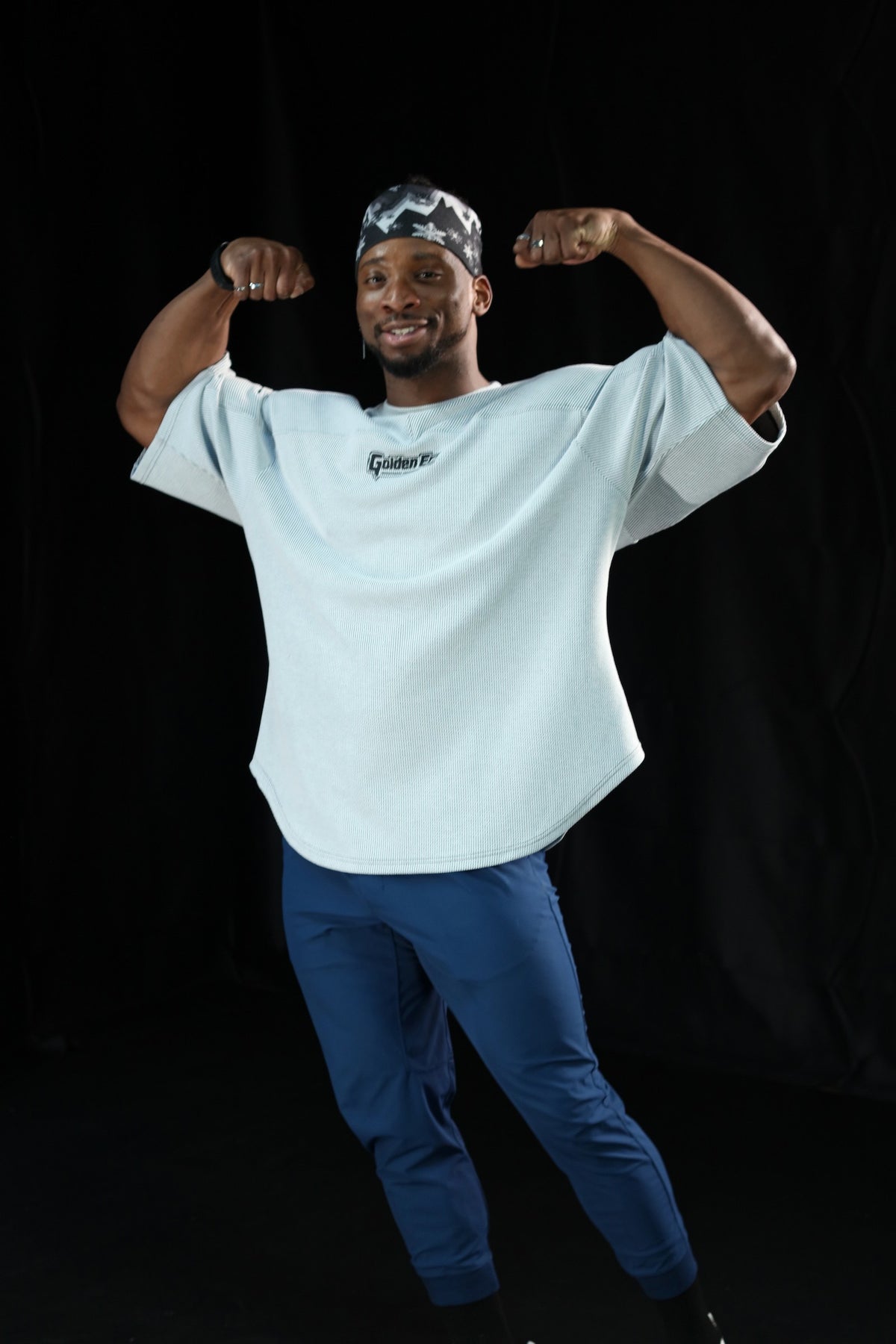 Waffle Rag Top in Storm Grey, flexing